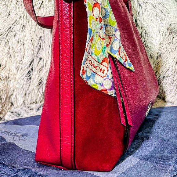 EUC - COACH MARLON HOBO IN SILVER & DARK FUCHSIA (F79995) - Picture 4 of 12